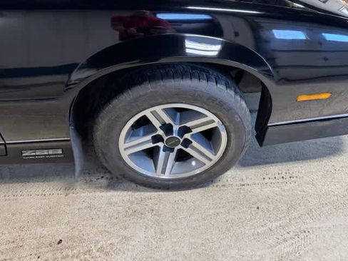 Used 1987 Chevrolet Camaro LT image 7