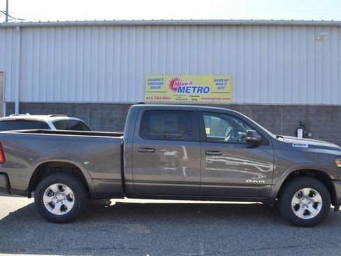 New 2025 RAM 1500 Big Horn image 9