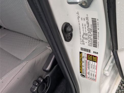 Used 2023 Toyota Tacoma SR AWD/4WD image 15