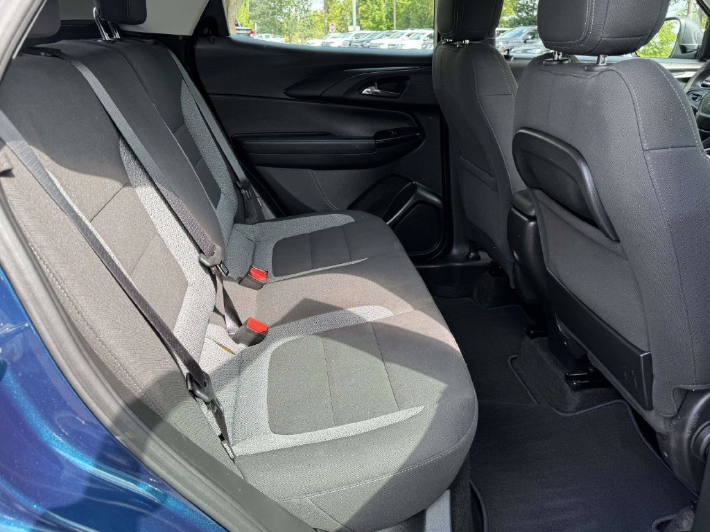 Used 2021 Chevrolet TrailBlazer LS FWD image 16