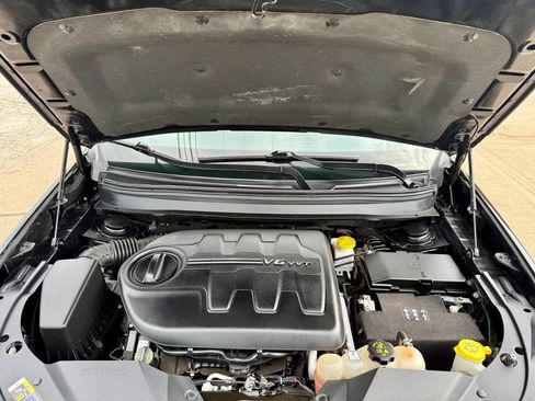 Used 2020 Jeep Cherokee Limited AWD/4WD image 13