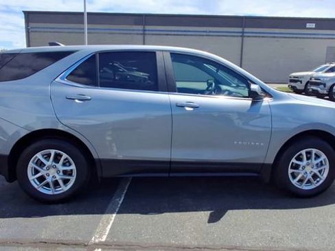 Certified 2024 Chevrolet Equinox LT AWD/4WD image 9