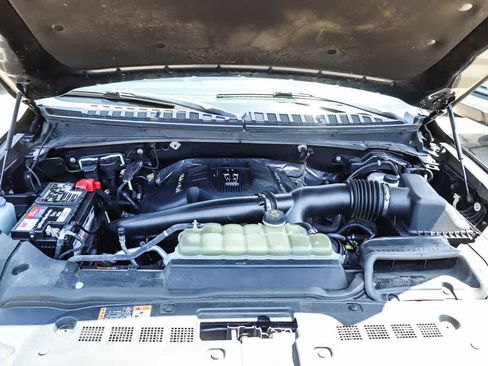 Used 2019 Lincoln Navigator L Reserve AWD/4WD image 29