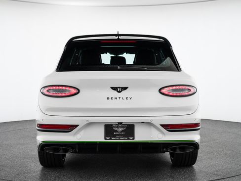 New 2026 Bentley Bentayga Speed AWD/4WD image 7