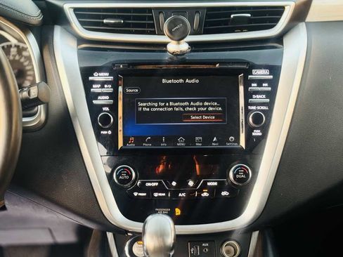 Used 2018 Nissan Murano SV image 26