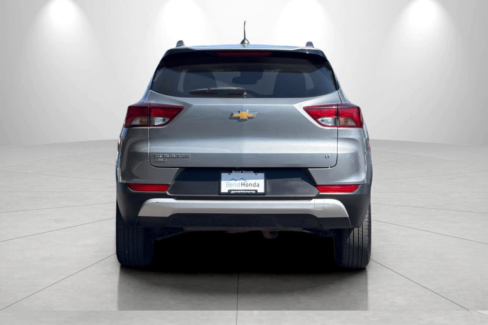 Used 2025 Chevrolet TrailBlazer LT AWD/4WD image 7