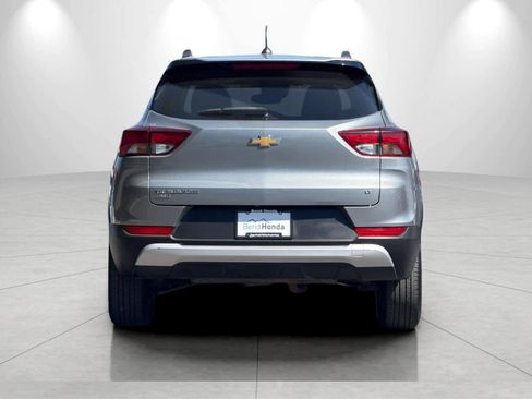 Used 2025 Chevrolet TrailBlazer LT AWD/4WD image 7