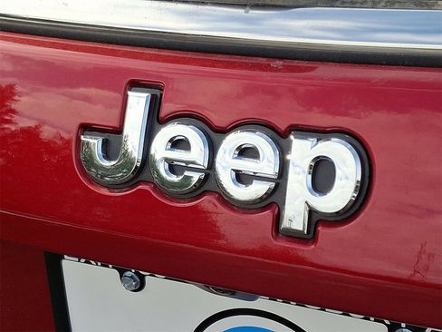 New 2026 Jeep Compass Limited image 11