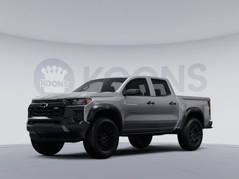 Used 2023 Chevrolet Colorado Trail Boss w/ Advanced Trailering Package AWD/4WD image 1
