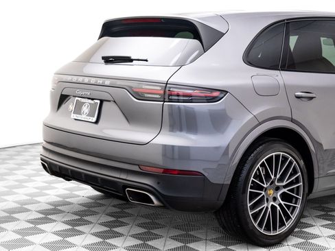 Certified 2023 Porsche Cayenne image 32