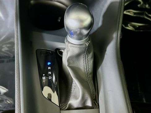 Used 2019 Toyota C-HR LE FWD image 20