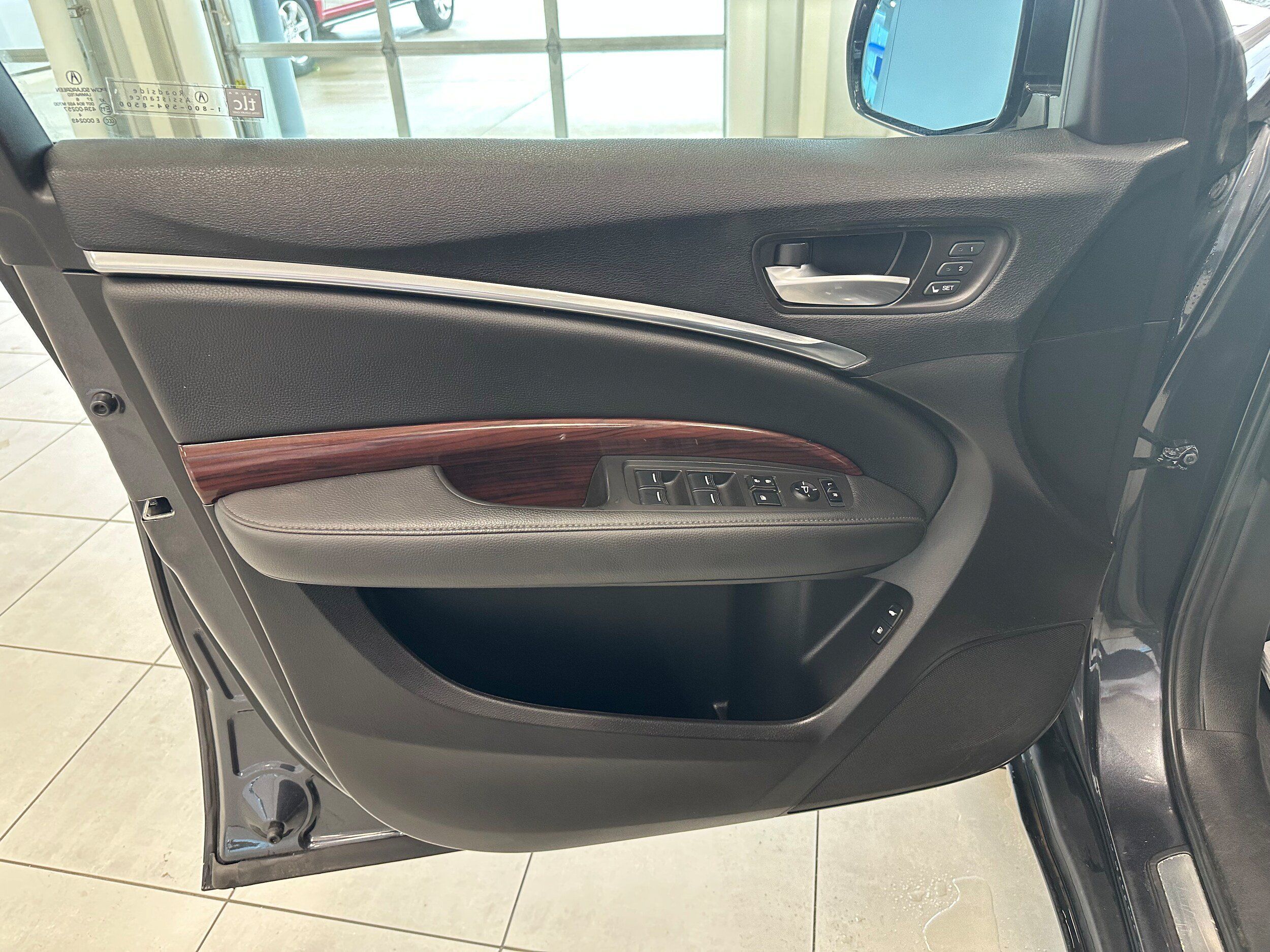 Used 2016 Acura MDX SH-AWD image 11
