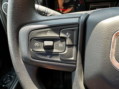 Used 2024 GMC Sierra 3500 Pro w/ Convenience Package image 27