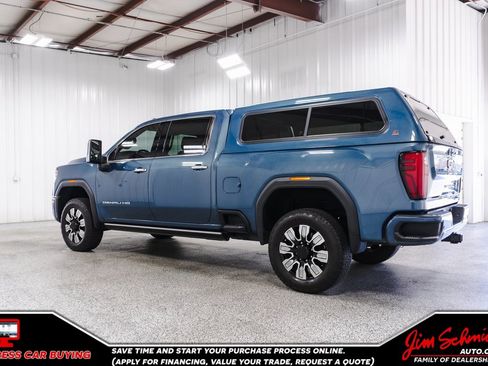 Used 2024 GMC Sierra 2500 Denali w/ Denali Reserve Package image 4