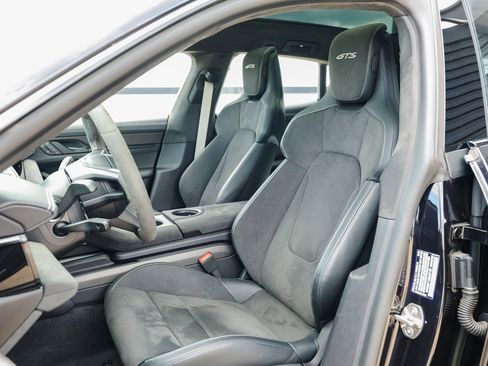 Certified 2024 Porsche Taycan GTS image 5