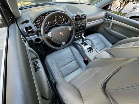 Used 2004 Porsche Cayenne S AWD/4WD image 37