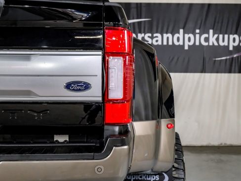 Used 2022 Ford F350 King Ranch image 42
