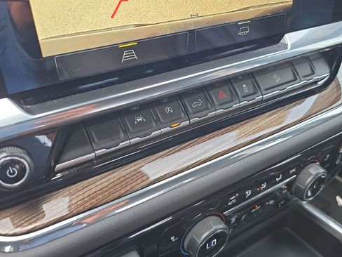 Certified 2024 Chevrolet Silverado 1500 LT Trail Boss image 25