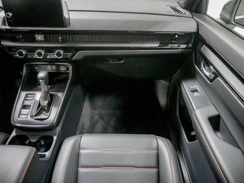 Certified 2025 Honda CR-V Sport Touring image 31