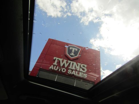 Used 2019 Mercedes-Benz E 300 4MATIC w/ Premium 1 Package image 20