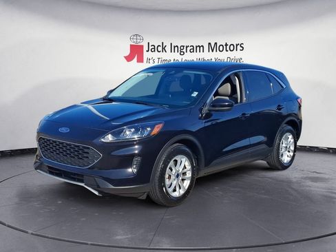 Used 2021 Ford Escape SE FWD image 1