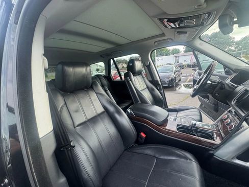 Used 2016 Land Rover Range Rover Supercharged image 11