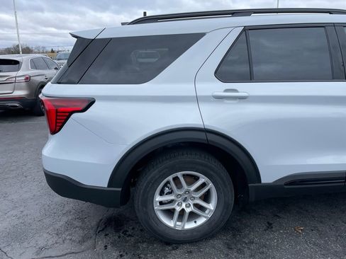 New 2026 Ford Explorer Active AWD/4WD image 31