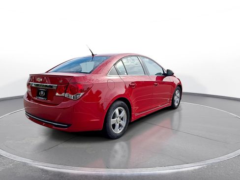 Used 2013 Chevrolet Cruze LT w/ RS Package FWD image 7