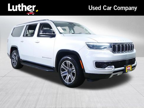 Used 2023 Jeep Wagoneer L Series II AWD/4WD image 1