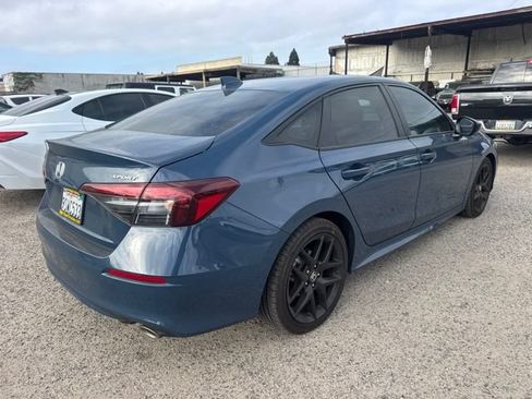 Used 2025 Honda Civic Sport image 5