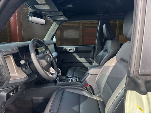 New 2025 Ford Bronco Outer Banks image 16