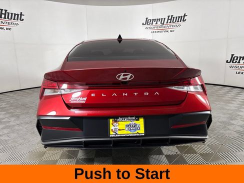 Used 2025 Hyundai Elantra SEL FWD image 7