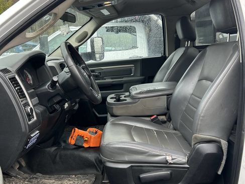 Used 2018 RAM 5500 Tradesman w/ Power Accessory Group image 30