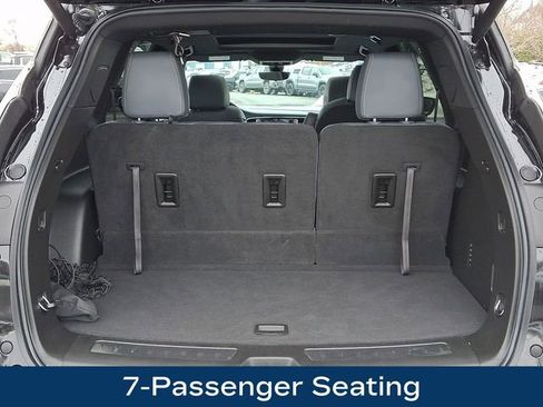 Used 2023 Buick Enclave Premium w/ Experience Buick Package image 32
