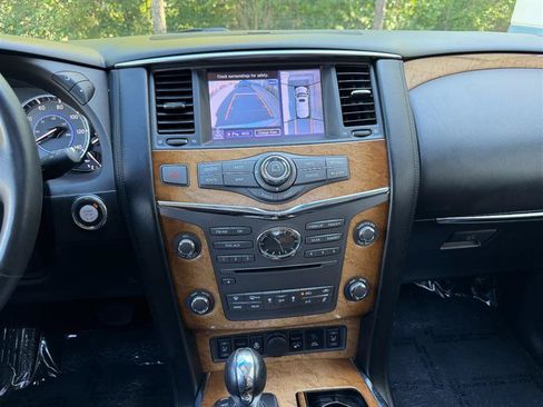 Used 2014 INFINITI QX80 4WD w/ Theater Package image 46