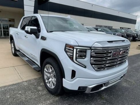 New 2026 GMC Sierra 1500 Denali w/ Technology Package AWD/4WD image 4