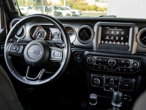 Used 2021 Jeep Wrangler Unlimited Sport AWD/4WD image 24
