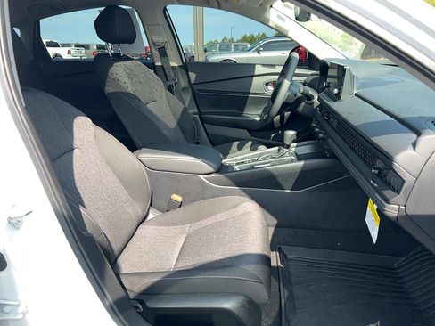 Used 2024 Honda Accord EX image 23