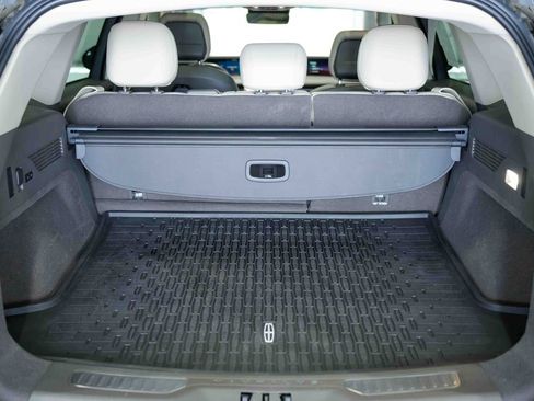 Used 2024 Lincoln Nautilus Reserve w/ Equipment Group 202A image 12