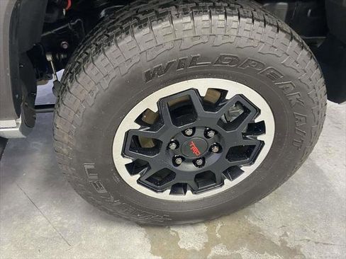 Certified 2025 Toyota 4Runner TRD Off-Road Premium w/ Tow Technology Package AWD/4WD image 10