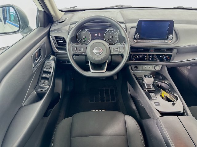 Used 2024 Nissan Rogue S FWD image 21