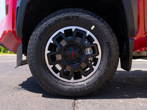 New 2026 Toyota Tacoma TRD Off-Road w/ TRD Off Road Upgrade Package AWD/4WD image 10