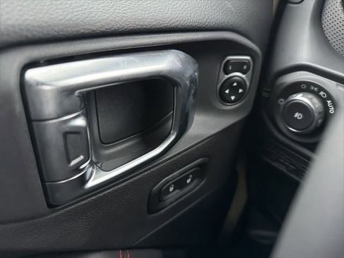 New 2026 Jeep Wrangler Unlimited Rubicon 392 image 27