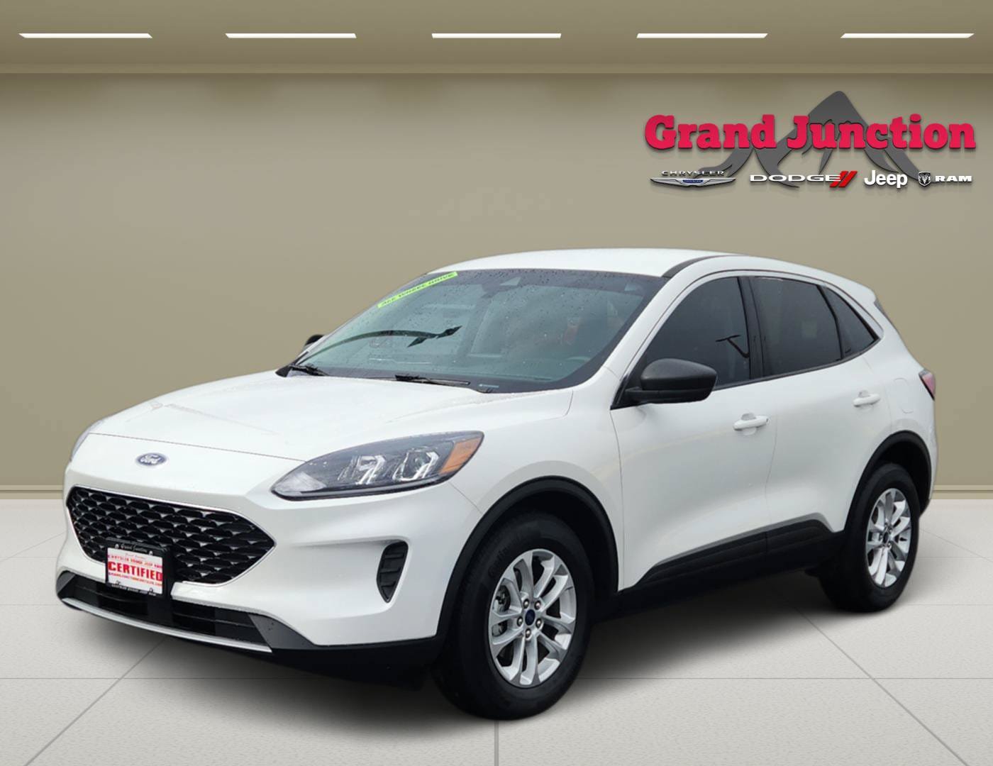 Used 2022 Ford Escape SE w/ Convenience Package AWD/4WD image 3