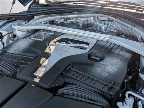 Used 2021 Aston Martin DBX AWD/4WD image 24
