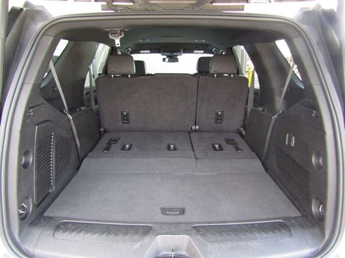 Used 2024 Chevrolet Tahoe LT image 35