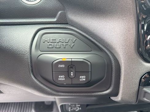 New 2026 RAM 2500 Tradesman w/ Chrome Appearance Group AWD/4WD image 17