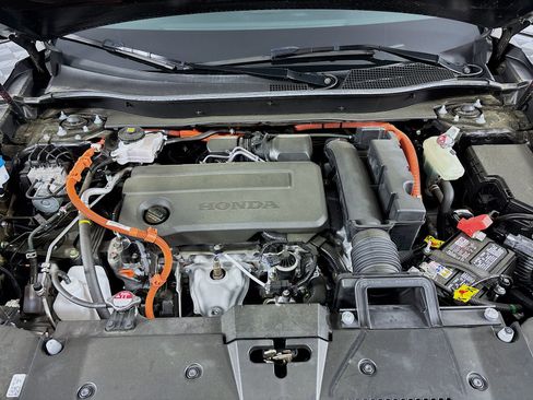 Used 2025 Honda CR-V Sport image 30