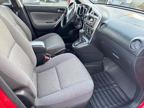 Used 2007 Toyota Matrix FWD image 6