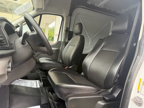 Used 2026 Ford Transit 250 148 Medium Roof RWD image 16
